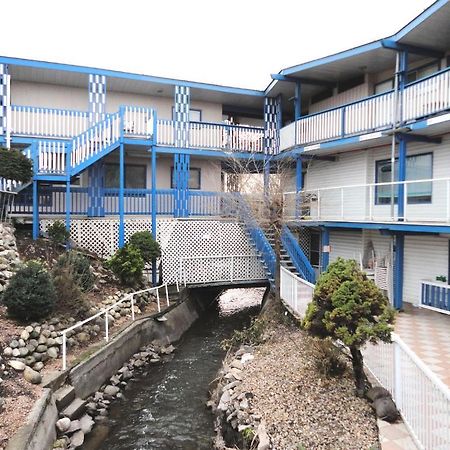 Blue Stream Motel Vernon Luaran gambar