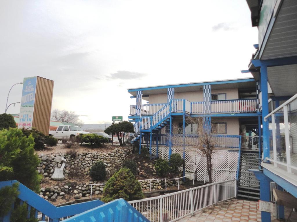 Blue Stream Motel Vernon Luaran gambar