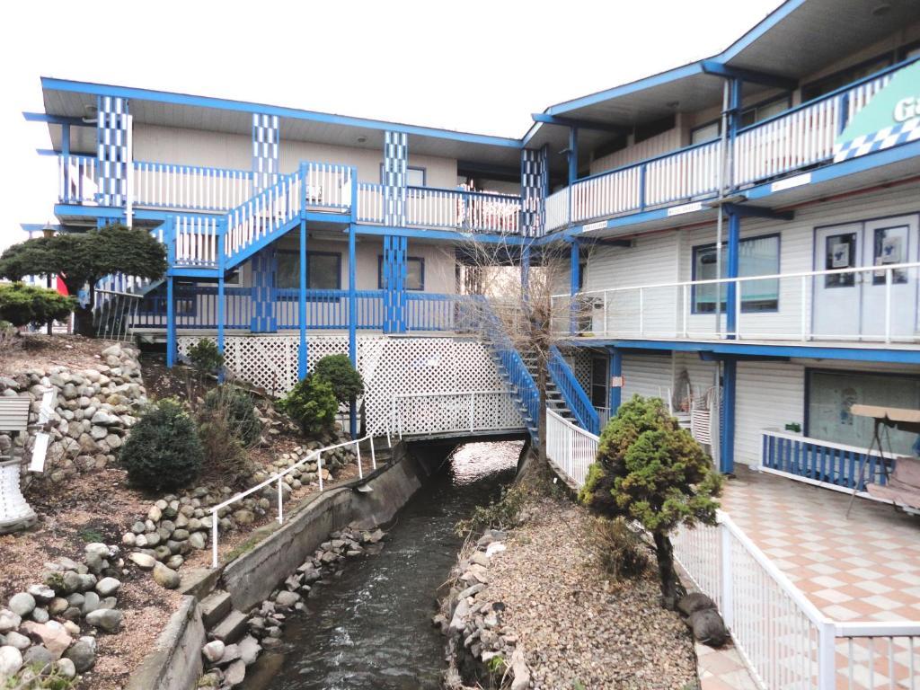 Blue Stream Motel Vernon Luaran gambar