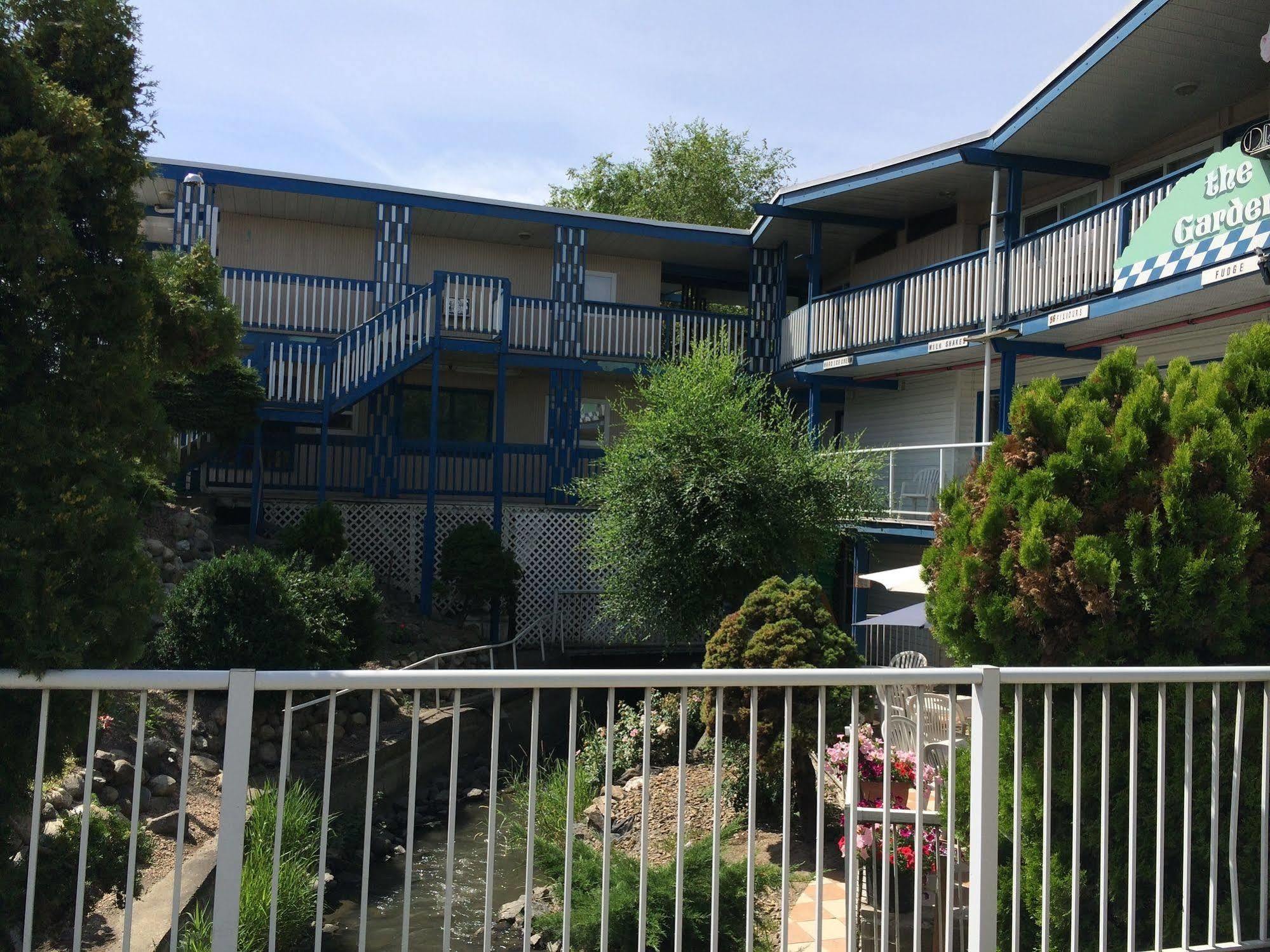 Blue Stream Motel Vernon Luaran gambar